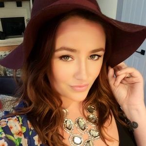 Meet your Posher, Amanda